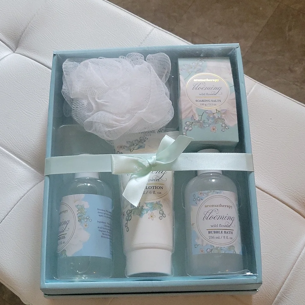 Aromatherapy set for ladies